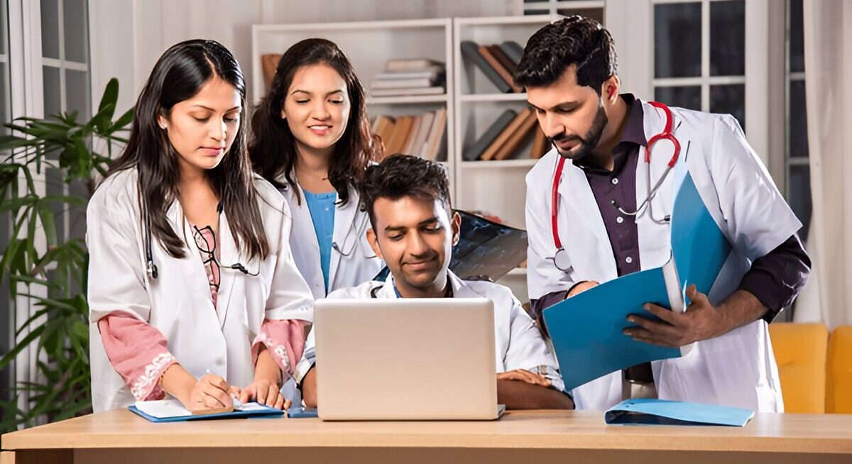 Group of medical students discussing NEET PG counselling process together